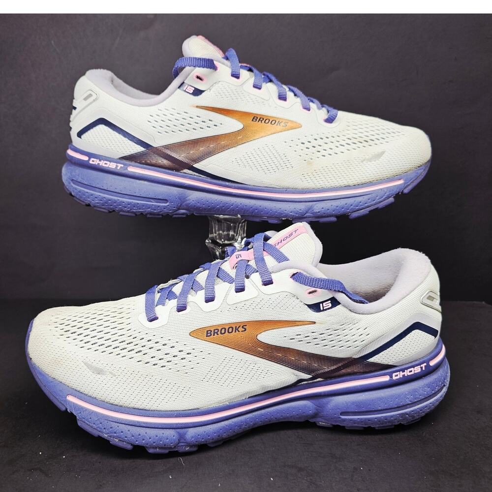 Brooks Women 10 Comfy footwear